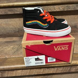 Gently worn. Vans Skate hi-zip shoe size 8 toddler